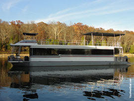 2004 Stardust 14 x 67WB Houseboat For Sale on Percy Priest Lake