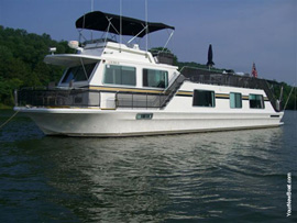 1996 HarborMaster 14 x 52 WB Houseboat For Sale on Old Hickory Lake near Nashville, TN