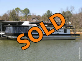 1985/2009 Sumerset 14 x 60 Aluminum Hull Updated Houseboat For Sale on the Lake Loudon Section of the Tennesee River near Knoxville TN