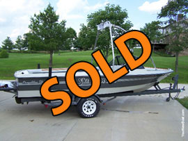 1988 Ski Supreme with 351 and wake board tower For Sale in Indiana