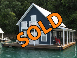 20 x 28 Floating House with 2 Stories and Approx 1100sqft with 3 Bedrooms 1.5 Baths For Sale on Norris Lake Tennessee